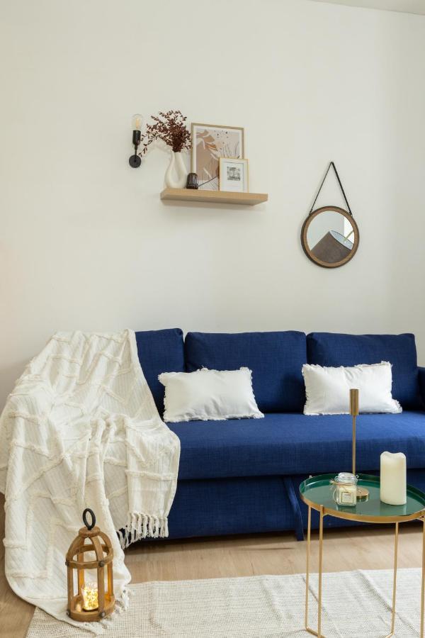 Charmant Studio Tres Bien Situe Aux Remparts อาวีญง ภายนอก รูปภาพ