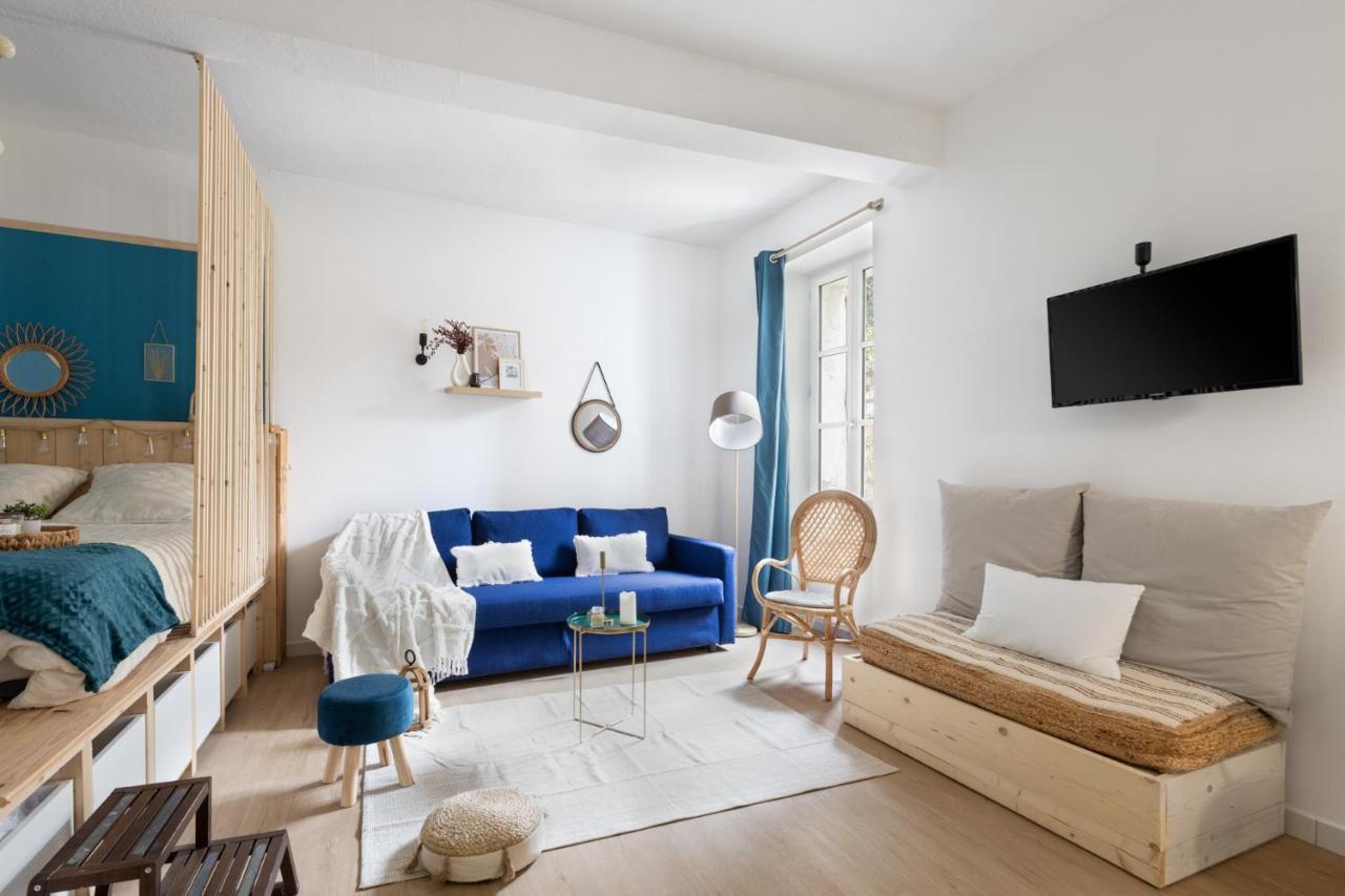 Charmant Studio Tres Bien Situe Aux Remparts อาวีญง ภายนอก รูปภาพ